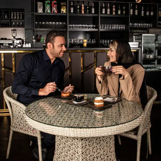 دیدارهای عاشقانه در کافه‌رستوران‌های ارکیده