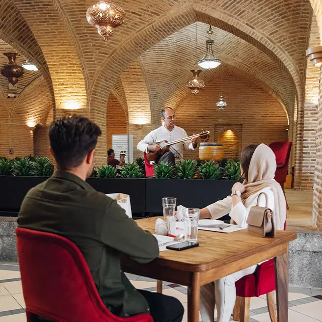 قرار عاشقانه در ارکیده