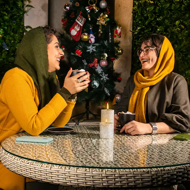 دور همی دوستانه