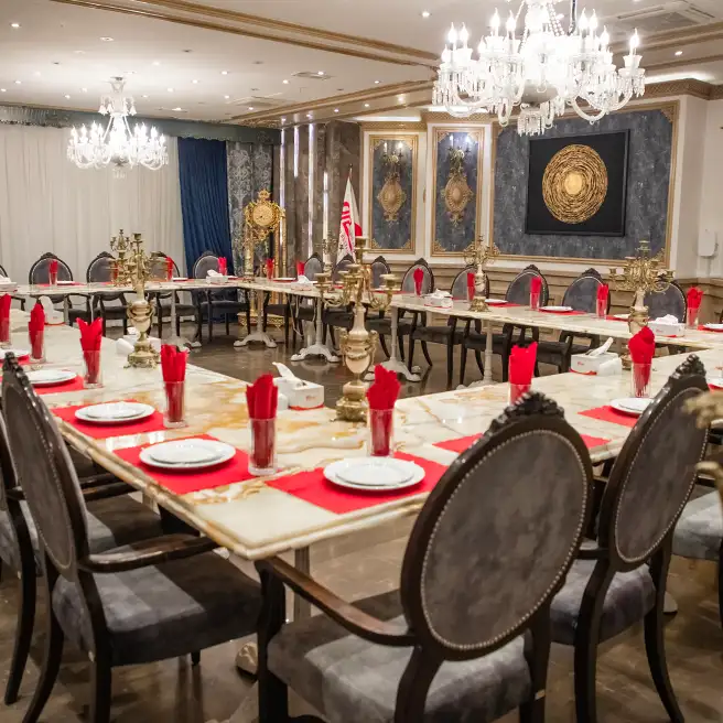 چیدمان سازمانی در سالن اختصاصی رستورانکافه ارکیده شعبه سعادتآباد