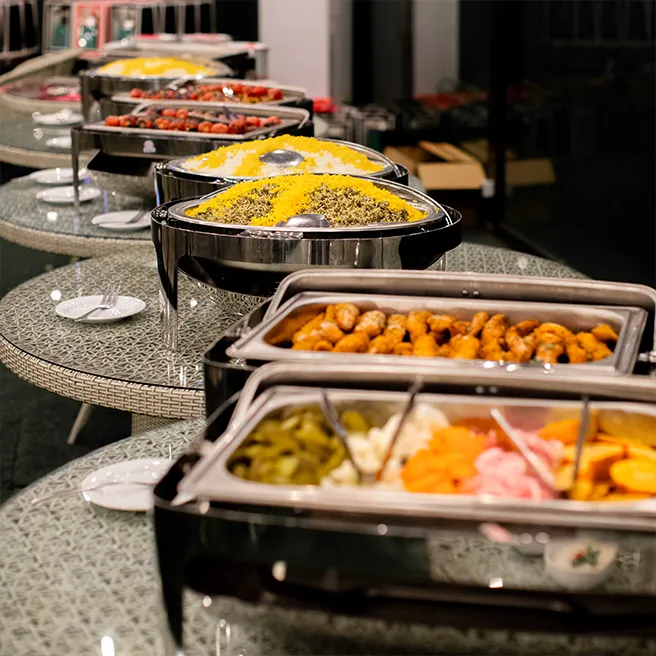 پذیرایی به صورت سلف سرویس در رستورانکافههای ارکیده