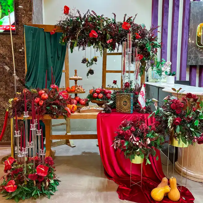 چیدمان و تم یلدایی در رستوران‌کافه‌های ارکیده