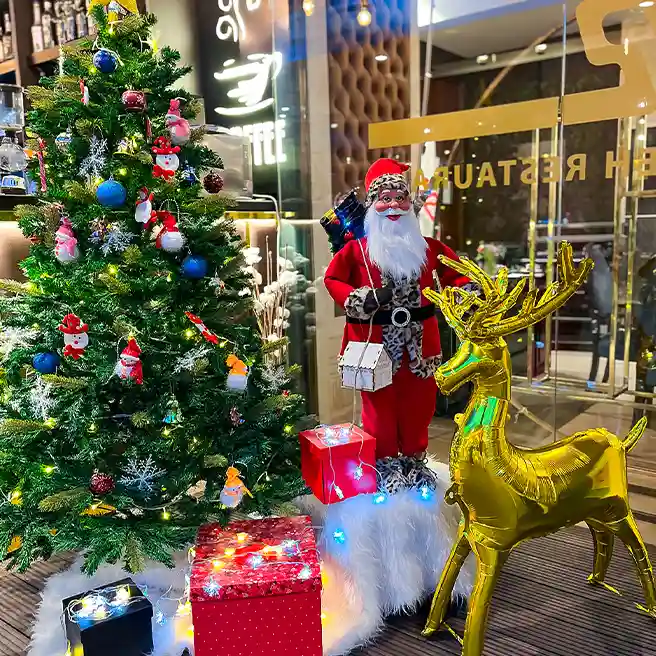 تم کریسمس در رستوران‌کافه‌های ارکیده