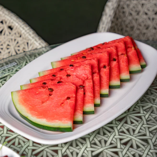 هندوانه برش زده، پذیرایی یلدایی ارکیده