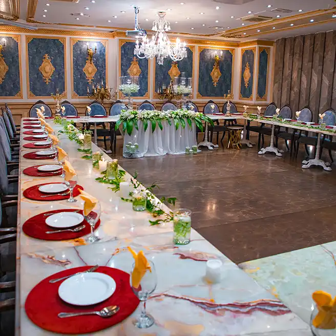 سالن VIP دیبا در ارکیده شعبه سعادتآباد با تم و چیدمان مراسم عقد